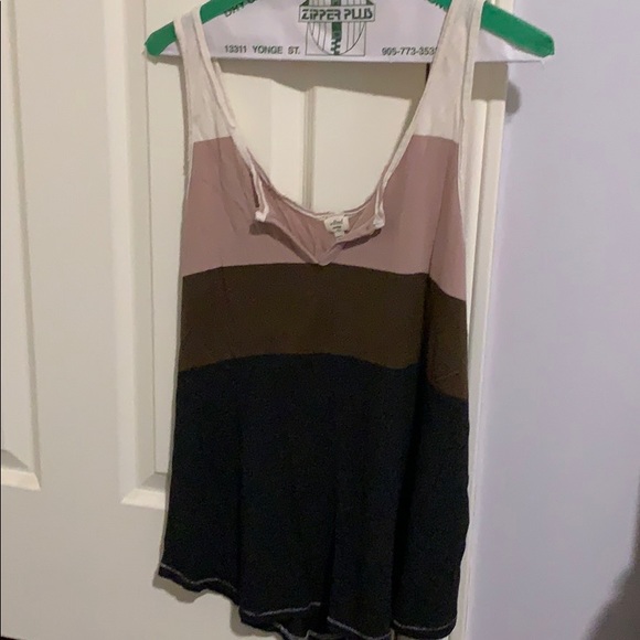 Tank - Picture 1 of 2